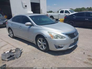  Salvage Nissan Altima