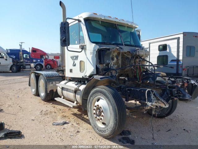  Salvage Freightliner Columbia