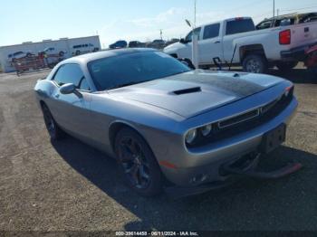  Salvage Dodge Challenger