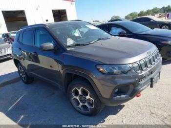  Salvage Jeep Compass