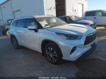  Salvage Toyota Highlander