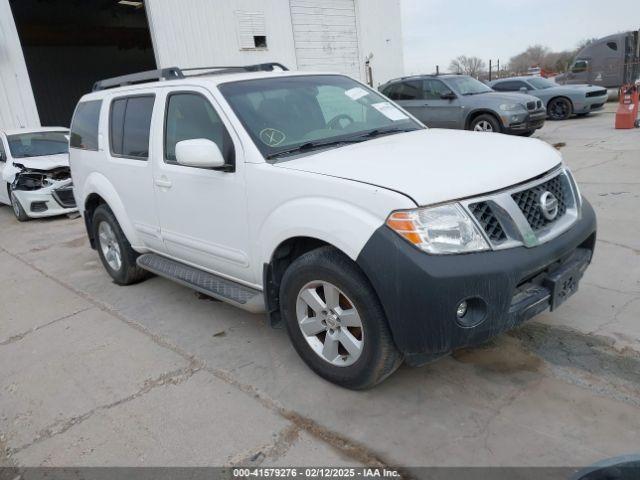  Salvage Nissan Pathfinder