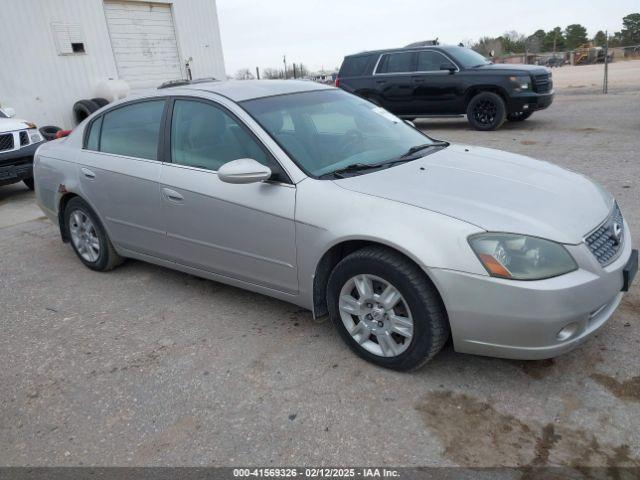  Salvage Nissan Altima