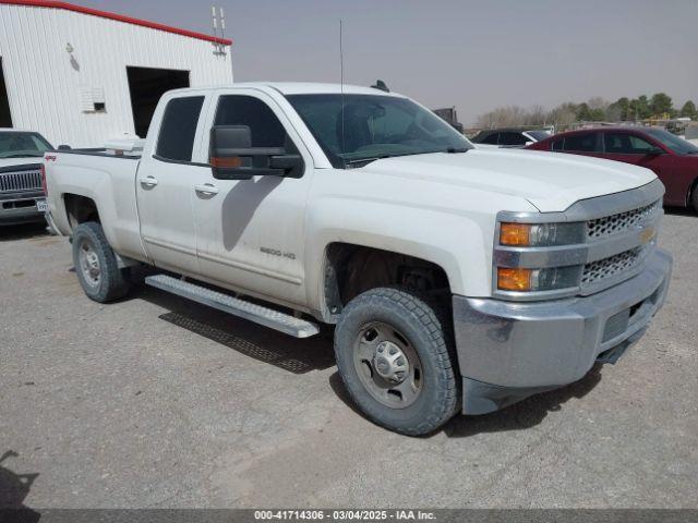  Salvage Chevrolet Silverado 2500