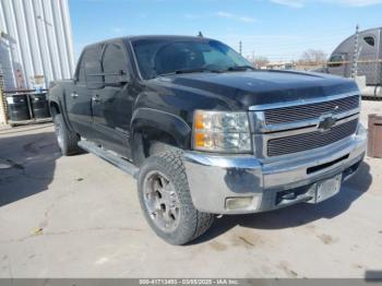  Salvage Chevrolet Silverado 2500