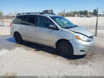  Salvage Toyota Sienna