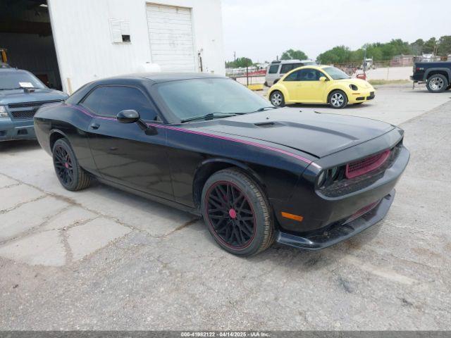  Salvage Dodge Challenger