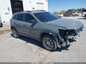  Salvage Jeep Cherokee