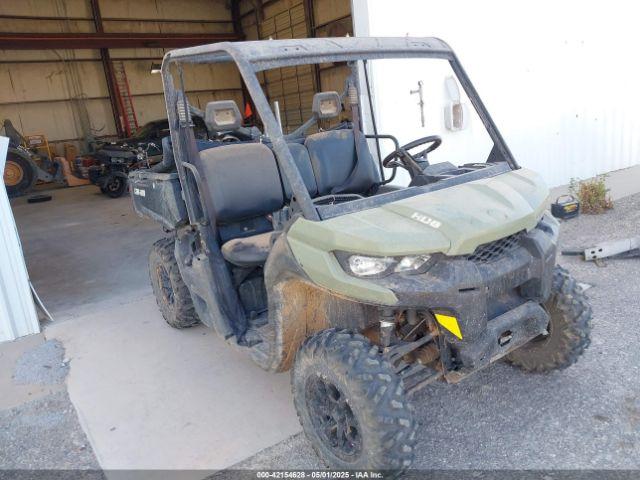 Salvage Can-Am Defender