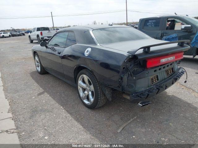  Salvage Dodge Challenger