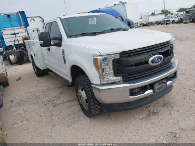 Salvage Ford F-350
