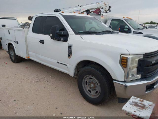  Salvage Ford F-350