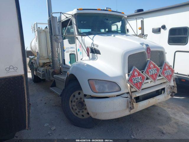  Salvage Kenworth T3 Series
