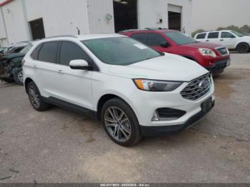  Salvage Ford Edge
