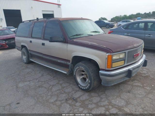  Salvage GMC Suburban