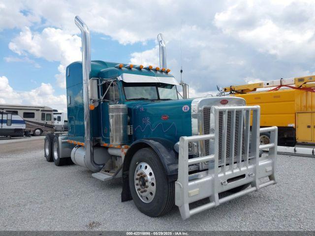  Salvage Peterbilt 379