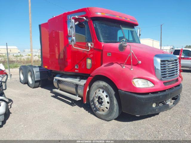  Salvage Freightliner Columbia