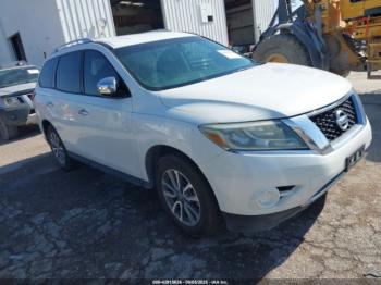  Salvage Nissan Pathfinder
