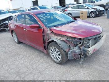 Salvage Nissan Altima