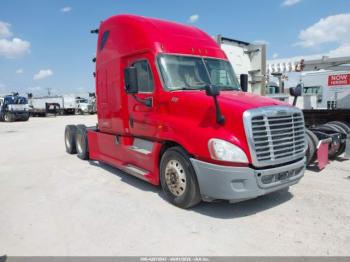  Salvage Freightliner Cascadia 125