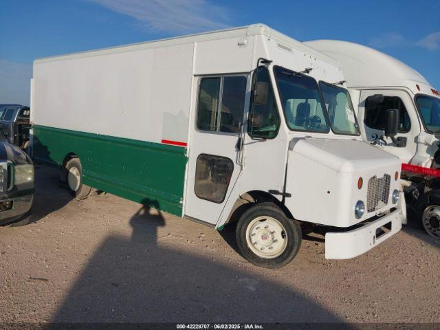  Salvage Freightliner Chassis