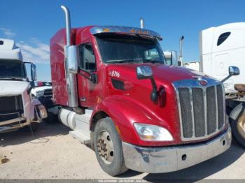  Salvage Peterbilt 579