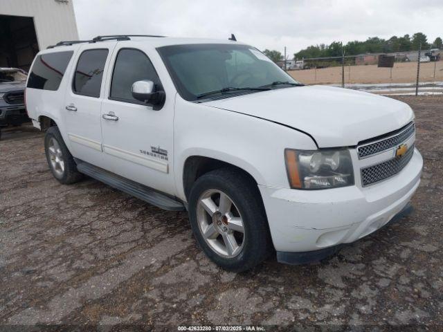  Salvage Chevrolet Suburban 1500
