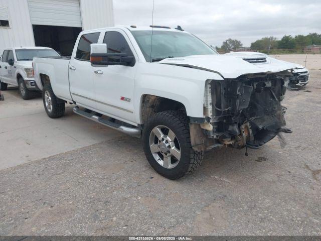  Salvage Chevrolet Silverado 2500