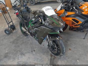  Salvage Kawasaki Zx1002