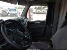 Peterbilt 579 Image 10