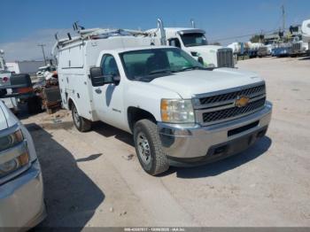  Salvage Chevrolet Silverado 2500