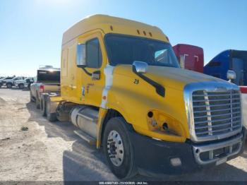  Salvage Freightliner Cascadia 125