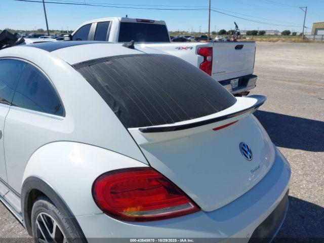 Volkswagen Beetle 1.8t Dune Image 12