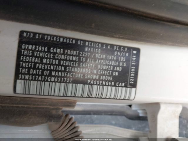 Volkswagen Beetle 1.8t Dune Image 13