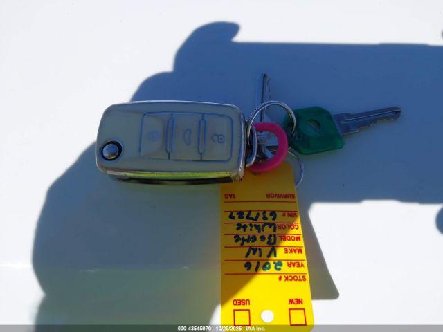 Volkswagen Beetle 1.8t Dune Image 4