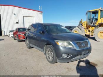  Salvage Nissan Pathfinder
