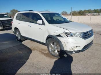  Salvage Toyota Highlander