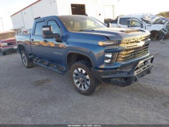  Salvage Chevrolet Silverado 2500