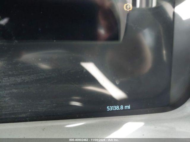 Ford F-350 Lariat Image 4