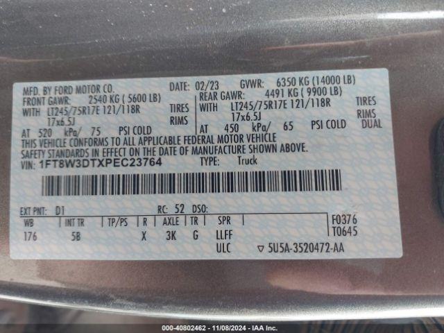 Ford F-350 Lariat Image 9