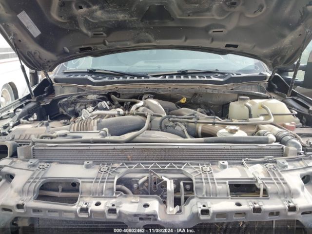 Ford F-350 Lariat Image 15