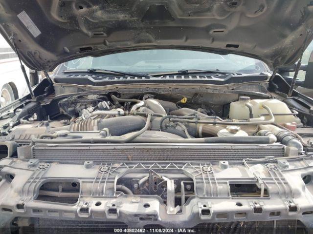 Ford F-350 Lariat Image 15