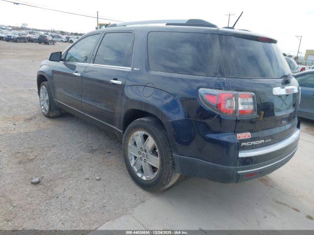 GMC Acadia Image 3