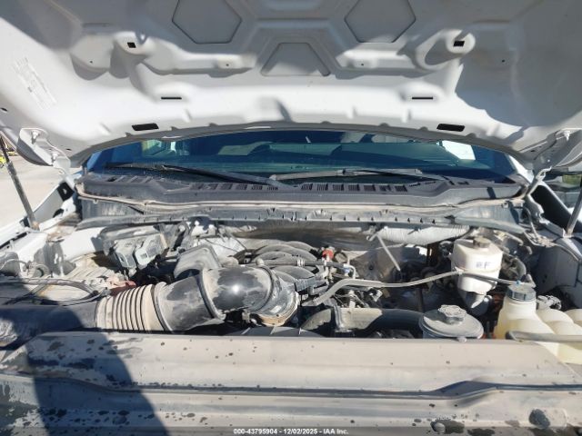 Ford F-350 Xl Image 13