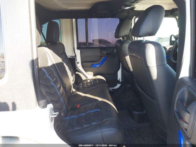 Jeep Wrangler Sahara Image 2