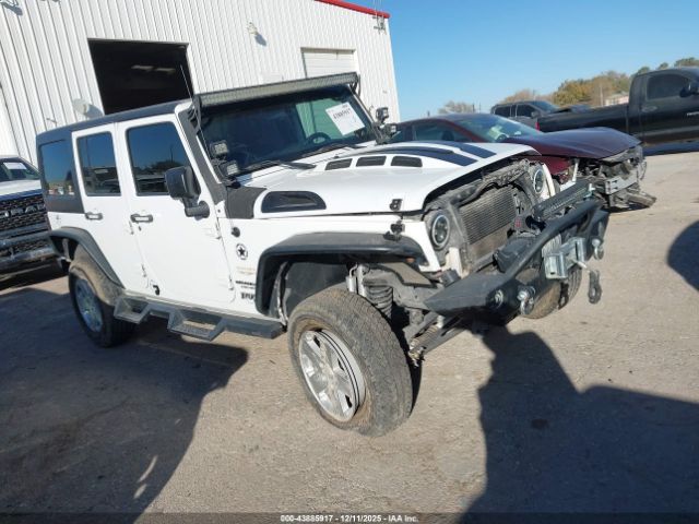 Jeep Wrangler Sahara Image 11