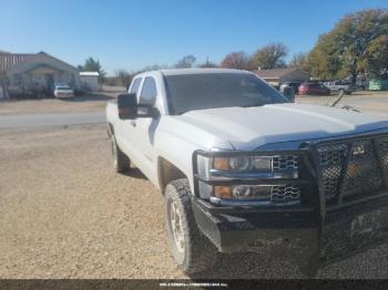  Salvage Chevrolet Silverado 2500