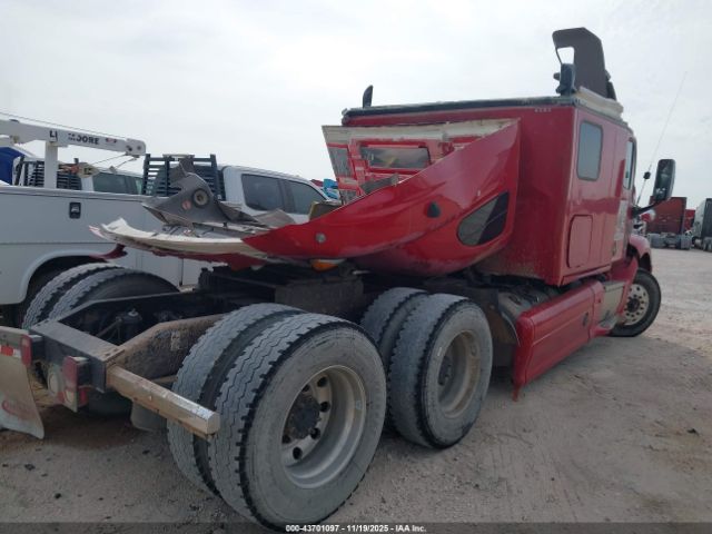 Peterbilt 587 Image 3