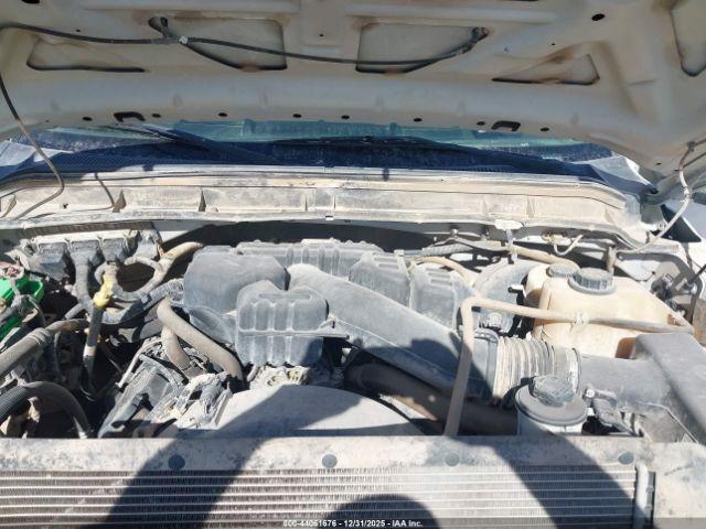 Ford F-250 Xl Image 3