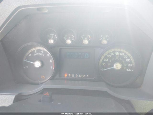 Ford F-250 Xl Image 12